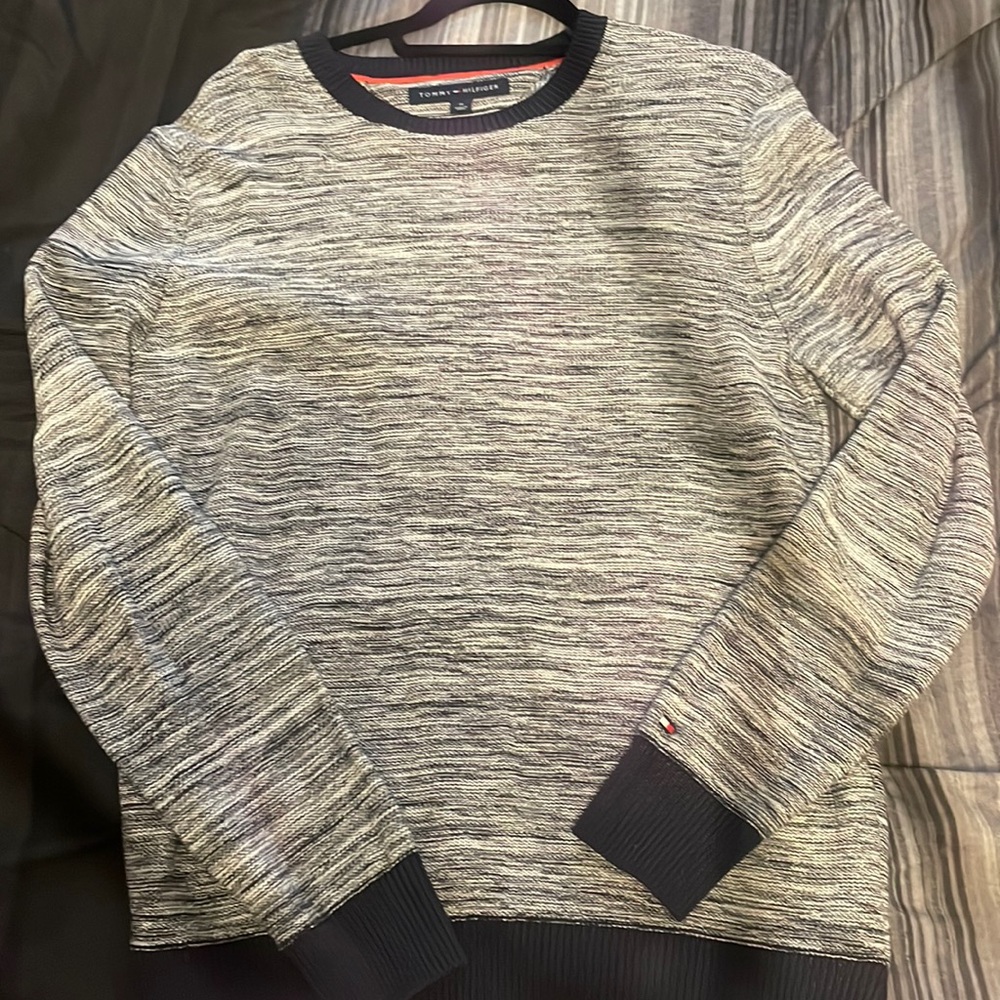Vintage Tommy Hilfiger sweater